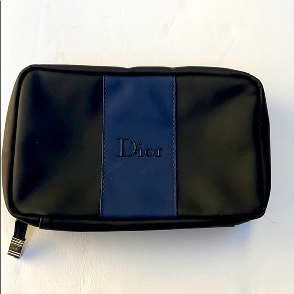 Christian Dior Makeup Case - Picture 2 of 16